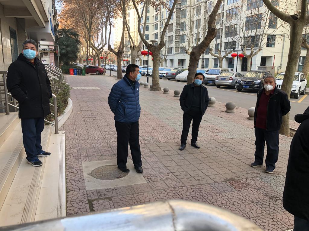 副校长李季现场指导疫情防控工作