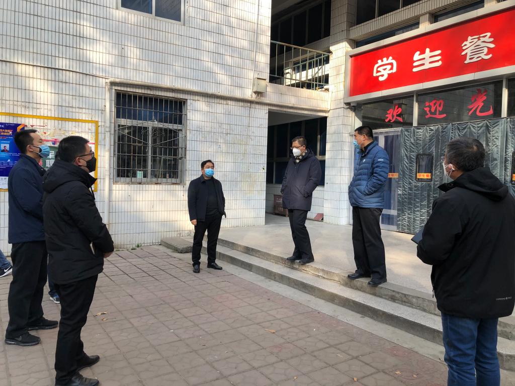 后勤保障组召开现场工作会